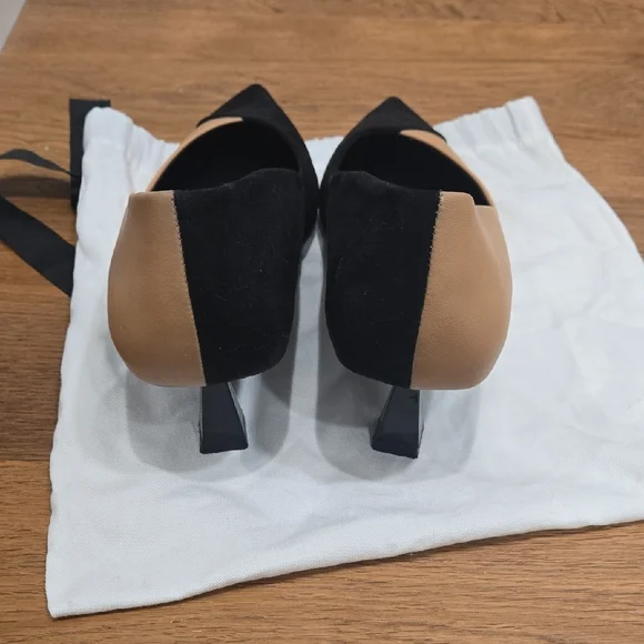 Zara Black and Tan Heels - Picture 3 of 4